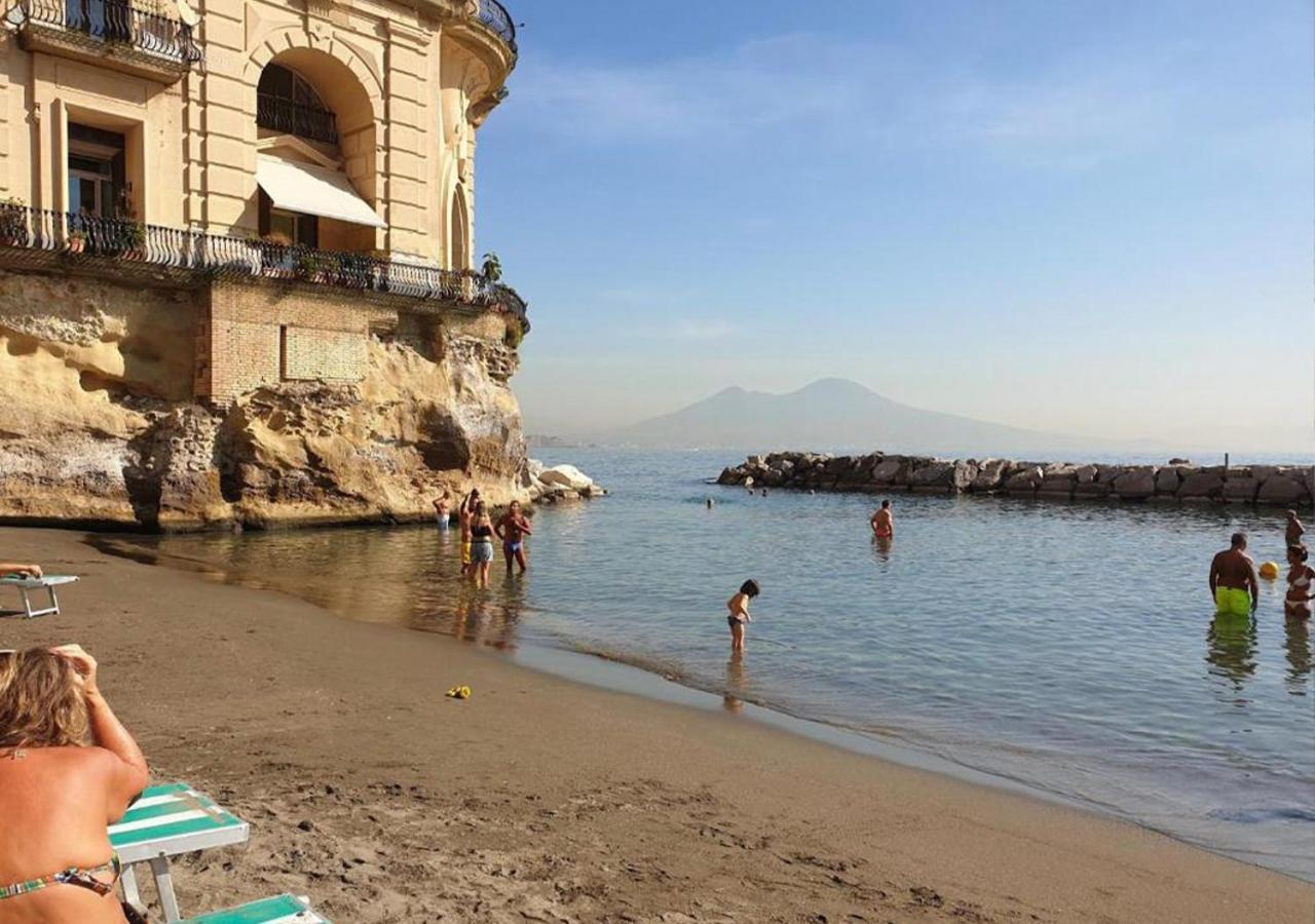 Apartments Hotel Real Suite Napoli Chiaia Mergellina المظهر الخارجي الصورة